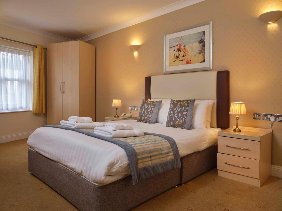 Royal Beacon Hotel 엑스머스 외부 사진
